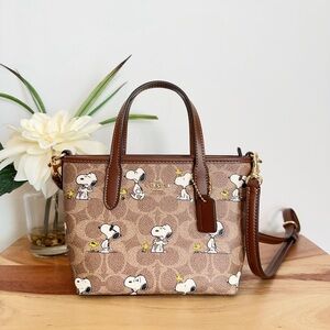 NWT Coach X Peanuts City Mini Tote Bag In Signature Canvas with snoopy‎ print